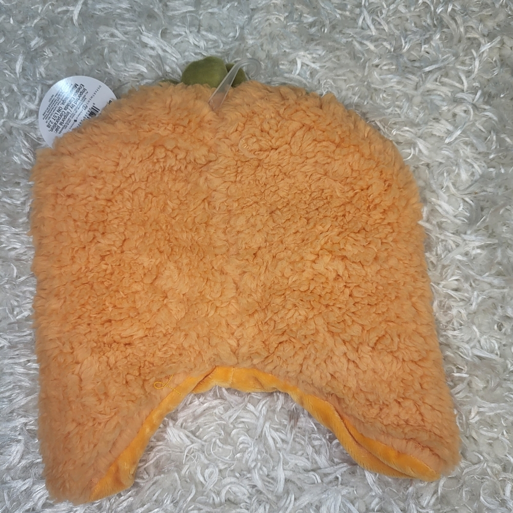 Izzy and Oliver Infant Super Soft Winter Hat New Baby Pumpkin Character, Orange - Picture 4 of 4
